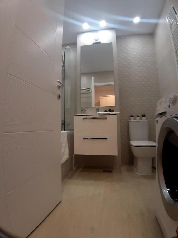 Mia!! Self Check-In!! Apartment Букурещ Екстериор снимка